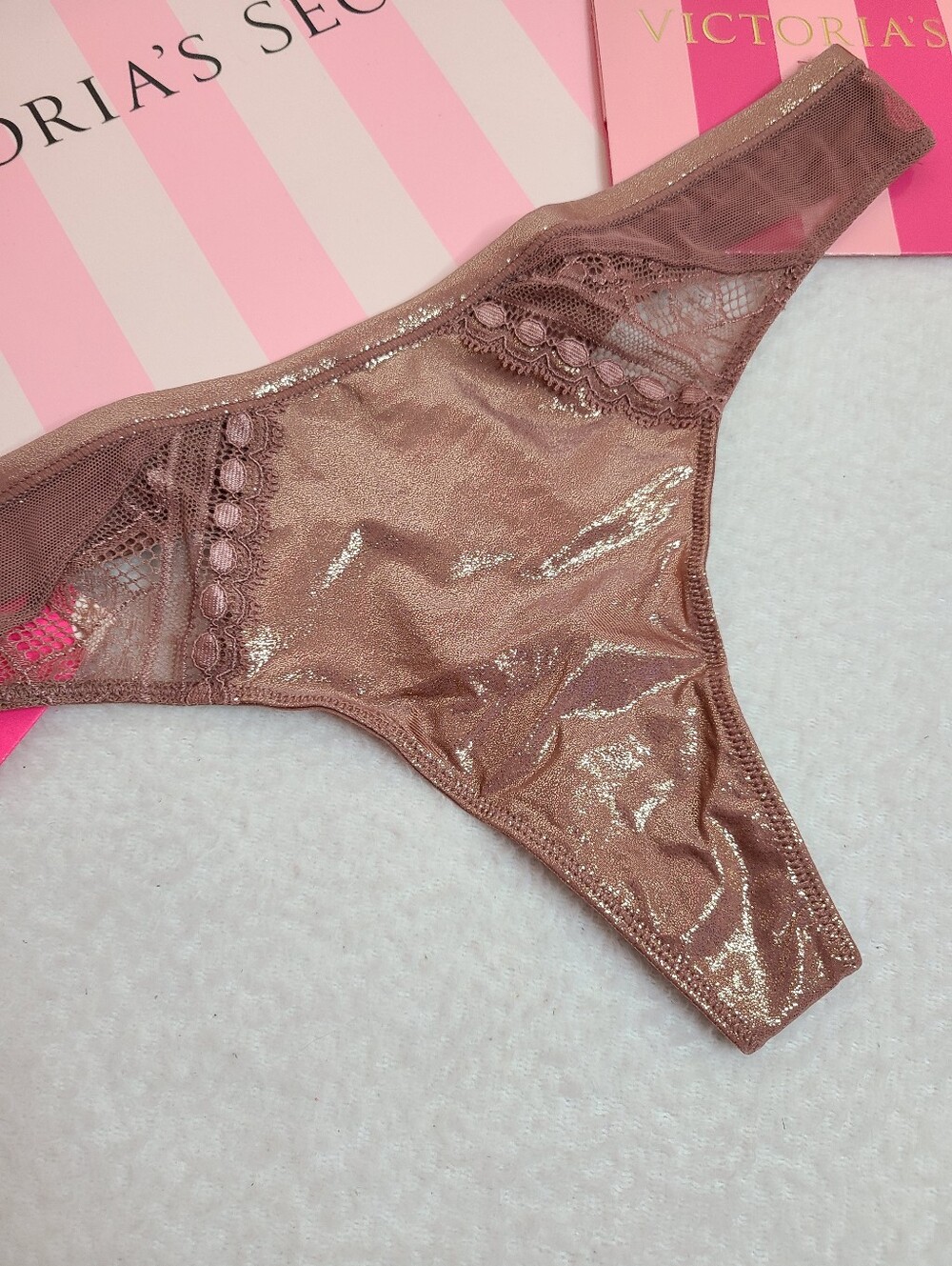 Retired VS Body By Victoria Silky Wet Look Shimmer Nylon Thong Panty Size M - Picture 2 of 5